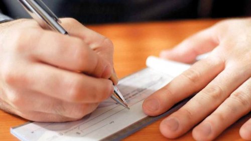 عدد الشيكات المرتجعة في الأردن الشهر الماضي