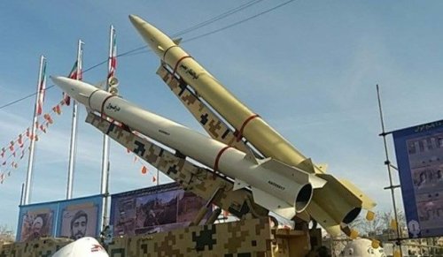 المخابرات الأمريكية:إيران على بعد خطوة من صنع قنبلة نووية