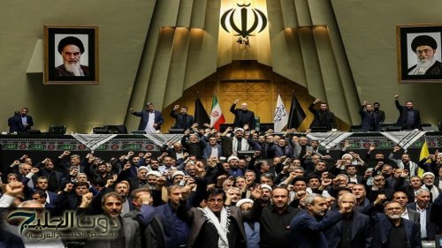 نواب إيرانيون يدعون إلى مراجعة العقيدة النووية لطهران
