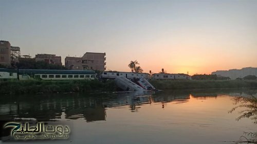 الصحة المصرية:إصابة 20 شخصا بحادث تصادم قطارين في المنيا