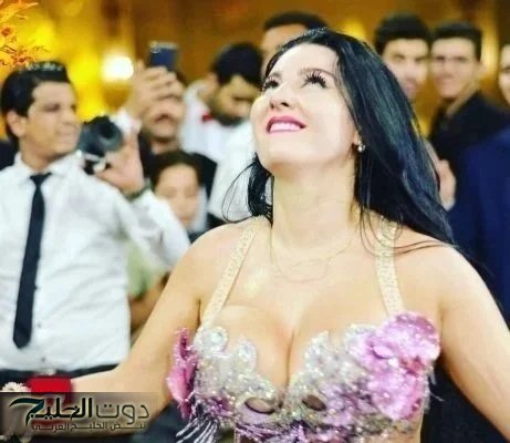 اتفرج .. صافيناز ولعت الدنيا بين العريس و العروسة والعريس فعل هذا الامر