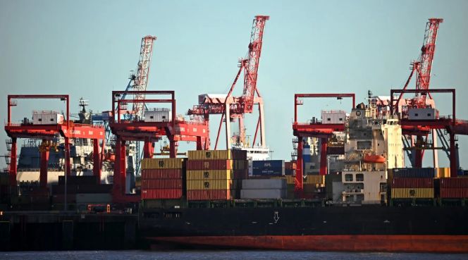 بريطانيا تحصد حوالي 82 مليار دولار في قمة لندن للاستثمار