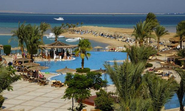 ملف.. تيسيرات شركات التنمية والاستثمار السياحي.. بين الترحيب…