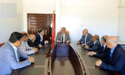 أخبار اليمن : بن حبتور يؤكد الحرص على تطوير قطاع التعليم