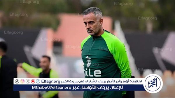 جوزيه جوميز يلقي محاضرة فنية للاعبي الزمالك قبل نهائي السوبر المصري