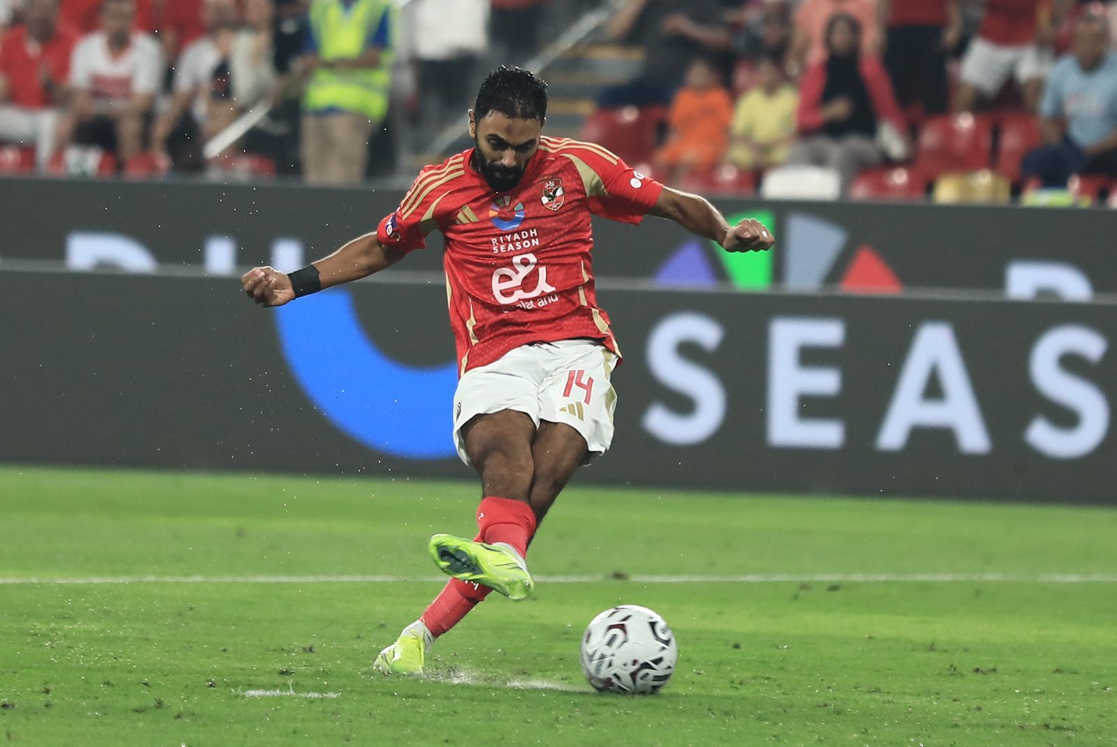 للمرة الخامسة في تاريخه.. الأهلي يعزز تفوقه على الزمالك بنهائي السوبر المصري