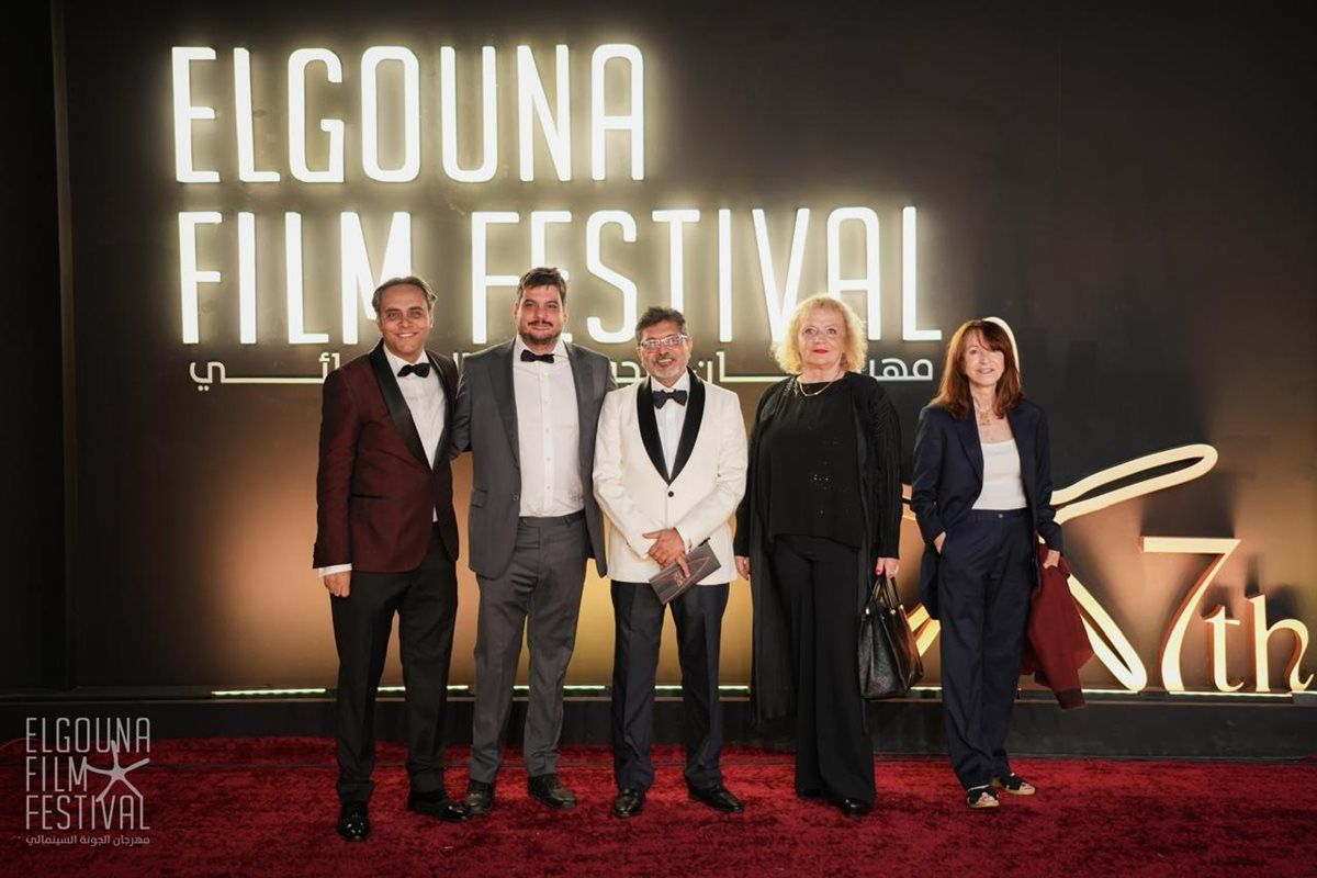 تألق النجوم على الريد كاربت.. أبرز إطلالات مهرجان الجونة السينمائي (صور)