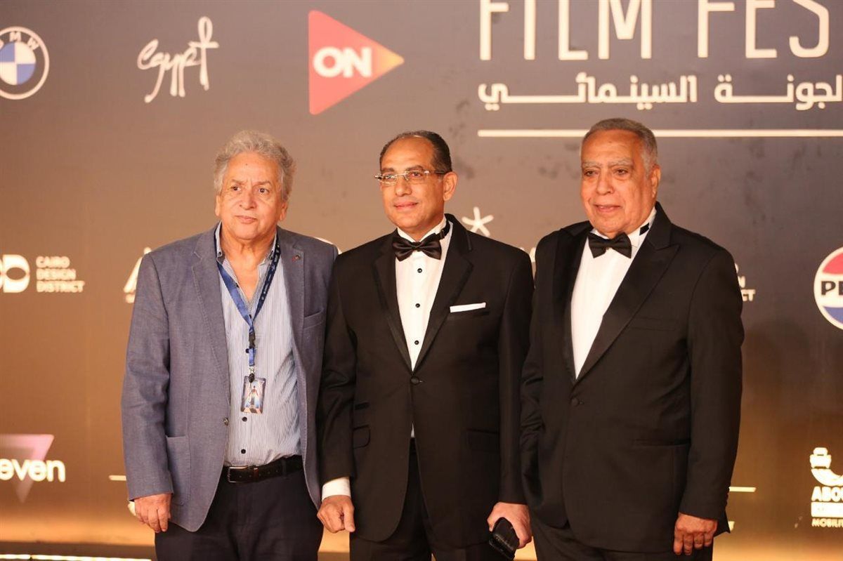 تألق النجوم على الريد كاربت.. أبرز إطلالات مهرجان الجونة السينمائي (صور)