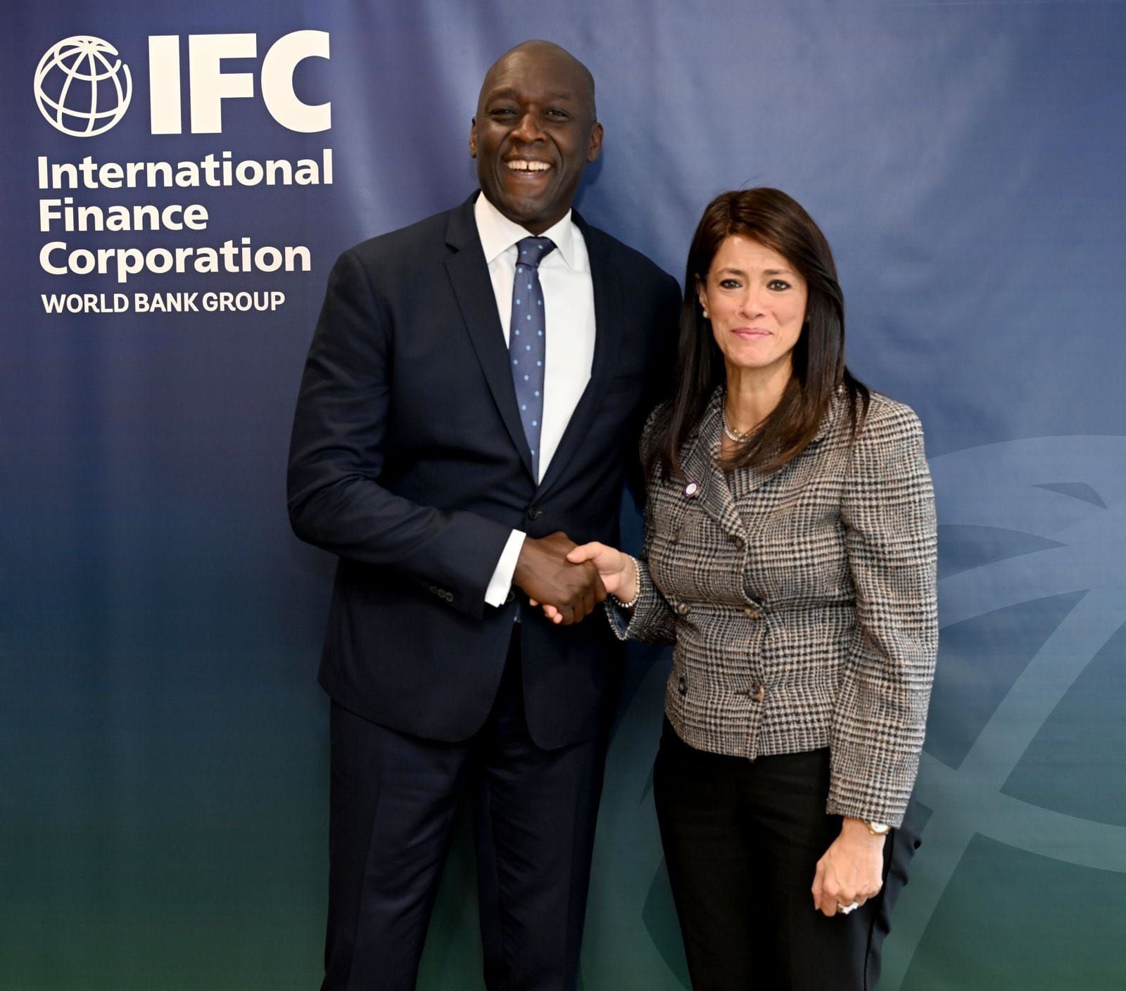 وزيرة التخطيط تبحث الاستفادة من المنصة الموحدة للضمانات…