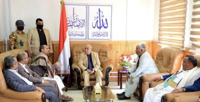 أخبار اليمن : رئيس الوزراء يؤكد: لن يُقصى أحدٌ من وظيفته