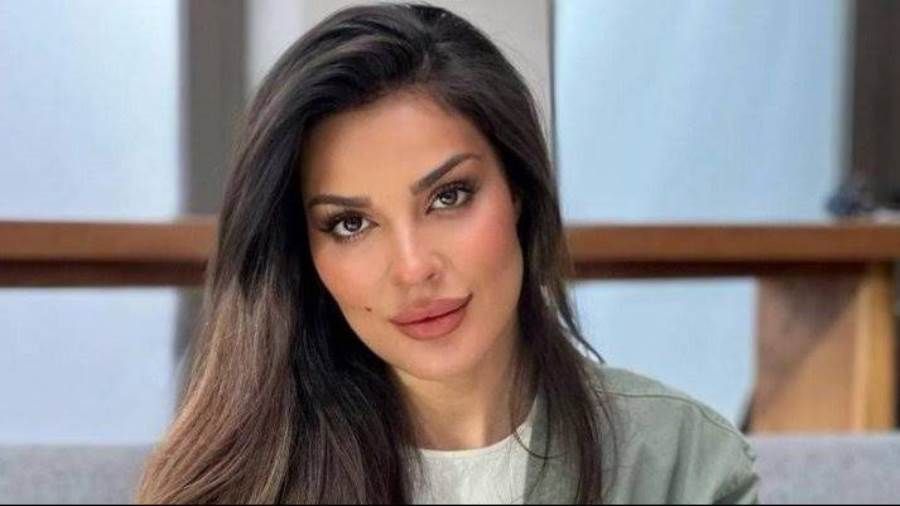 أول تعليق من نادين نسيب نجيم على أخبار سرقة خطيبها لمجوهراتها أصدرت الفنانة اللبنانية نادين نسيب نجيم بيانا نفت فيه كل الأخبار المتداولة عن سبب انفصالها عن خطيبها.وجاء في إقرأ المزيد