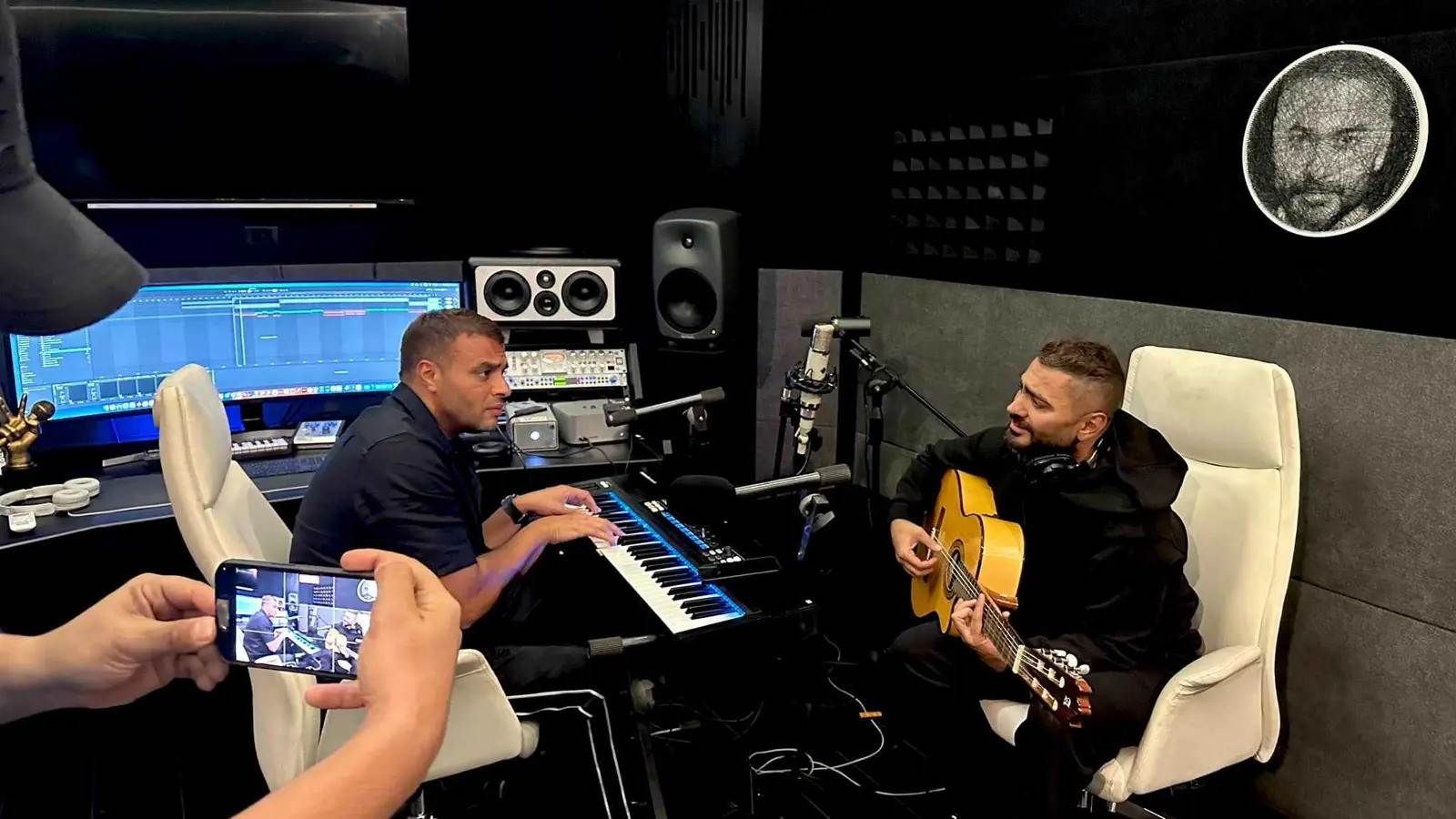 لأول مرة.. تامر حسني ورامي صبري يتعاونان في دويتو غنائي يستعد النجمان تامر حسني ورامي صبري لإطلاق دويتو غنائي جديد في الأيام المقبلة يحمل عددا من المفاجآت التي ستشع إقرأ المزيد