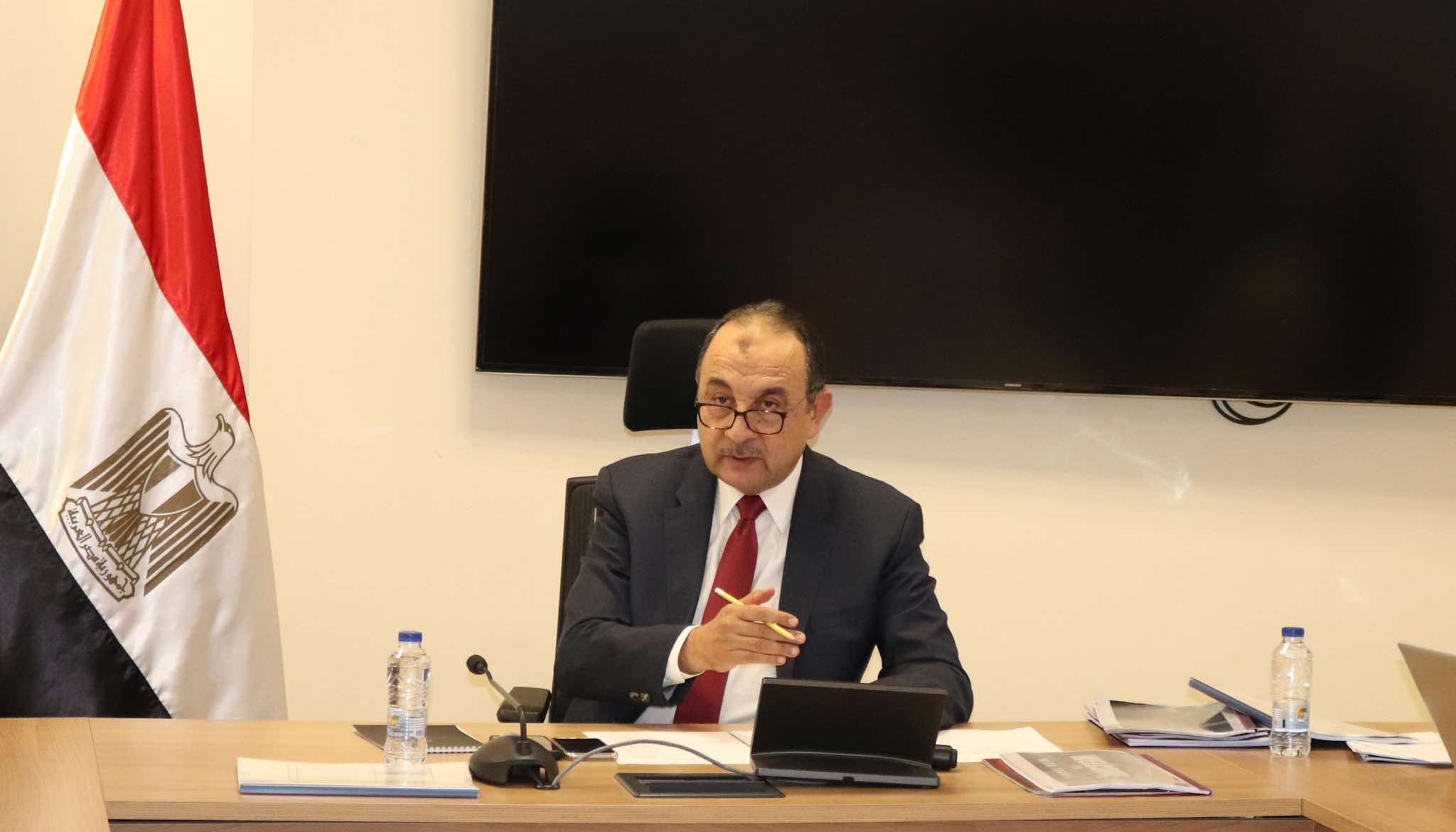 وزير قطاع الأعمال: تحسين السياسات التسويقية وجودة الخدمات من…