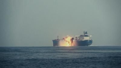 أخبار اليمن : استهداف 3 سفن في البحرين الأحمر والعربي