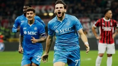 نابولي يشدد قبضته على قمة إيطاليا