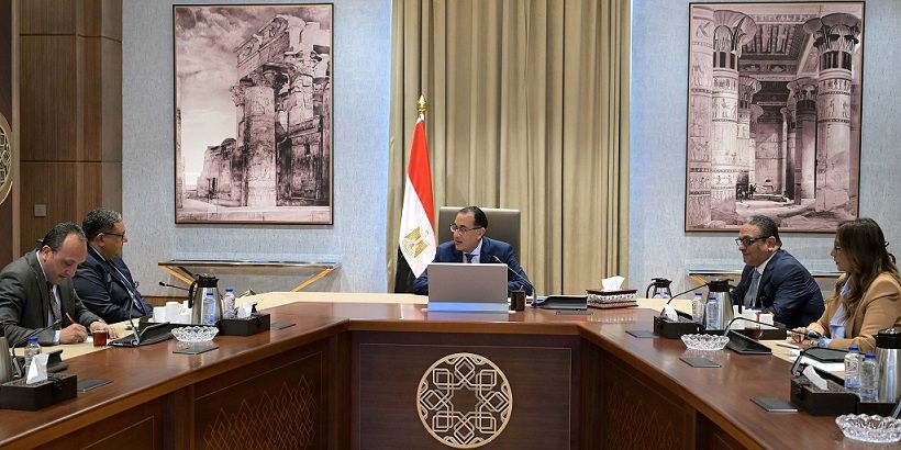 مدبولي للمفكرين السياسيين: منفتحون على جميع الآراء…