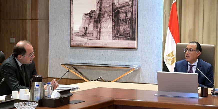 مدبولي يستعرض مع وزير المالية عددا من ملفات العمل