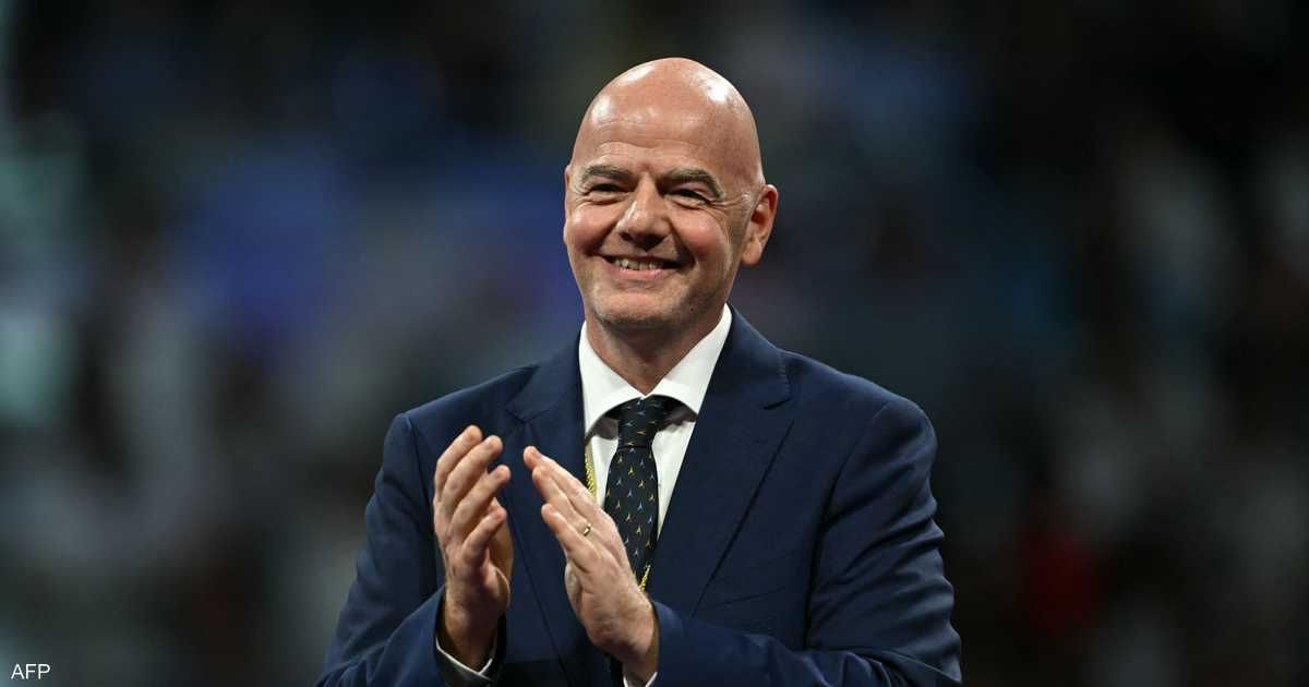 العالم اليوم - رئيس الفيفا يهنئ الأهلي المصري بفوزه على العين الإماراتي