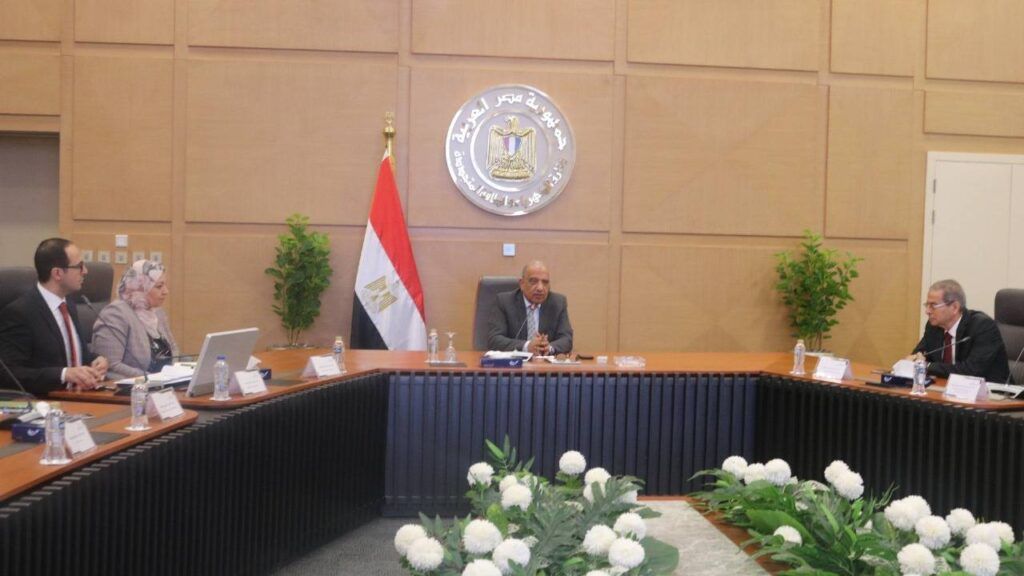 وزير الكهرباء: مستمرون في خطة خفض الفقد ومنع سرقة التيار…