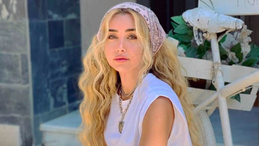 هنا الزاهد بطلة مسرحية الباشا أمام كريم عبد العزيز في موسم الرياض تعاقد الفنان كريم عبد العزيز على بطولة مسرحية جديدة تحمل اسم الباشا من إخراج أحمد الجندي للعرض في موسم الريا إقرأ المزيد