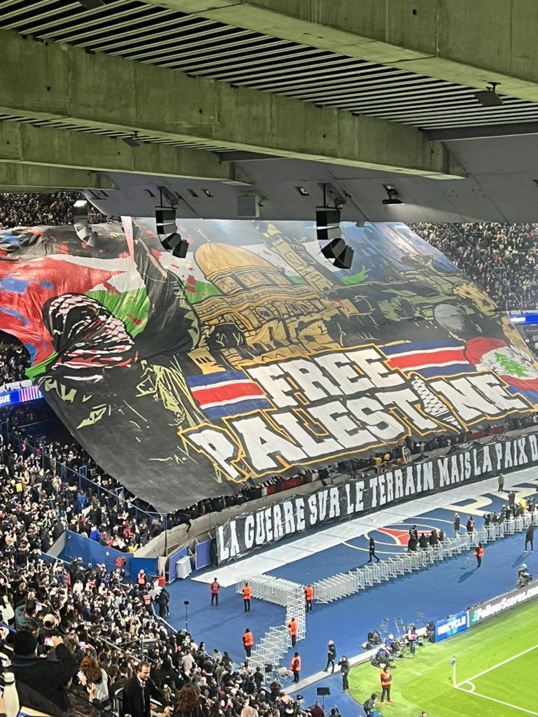جماهير باريس سان جيرمان تدعم فلسطين ضد أتلتيكو مدريد فى دوري الأبطال