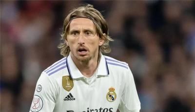 مودريتش يصعق جماهير ريال مدريد