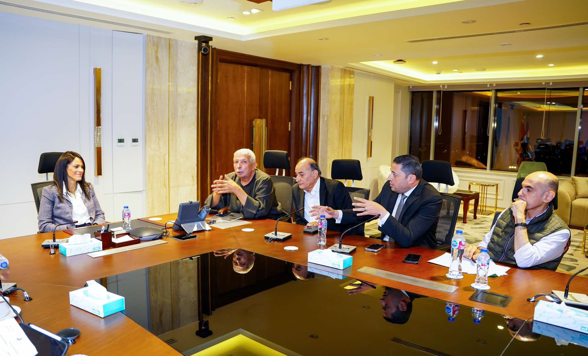 المشاط: الحكومة تعمل على تنفيذ برنامج إصلاح اقتصادي وهيكلي…