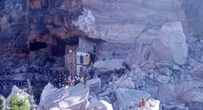 أخبار اليمن : انهيار صخري بالمحويت يقتل ويصيب 11 شخصاً