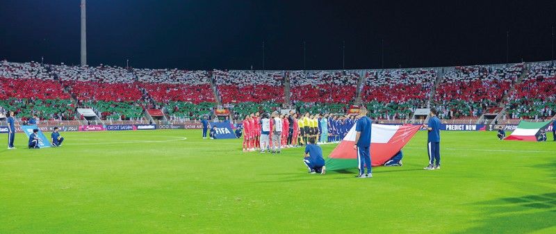 اليوم .. منتخبنا يغلق ملف تجهيزاته لمباراة الغد أمام فلسطين من ملعب المباراة