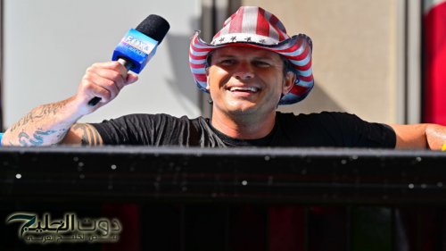 وزير الدفاع الأمريكي الجديد عليه وشم ضد المسلمين .. صور