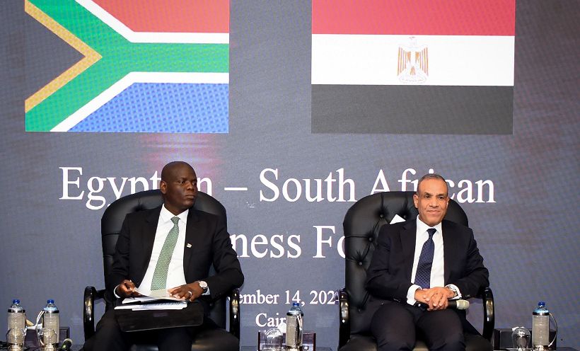 وزيرا خارجية مصر وجنوب أفريقيا يشاركان في منتدى الأعمال…