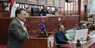 أخبار اليمن : النواب يجدد الثقة بالإجماع لهيئة رئاسته لفترة قادمة