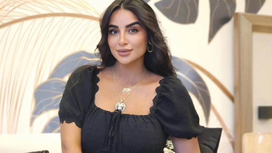 جوري بكر تكشف أسباب انفصالها عن زوجها قالت الفنانة المصرية جوري بكر إن علاقتها بزوجها السابق تأثرت بسبب الحسد ومواقع التواصل الاجتماعي.وأضافت جوري ب إقرأ المزيد