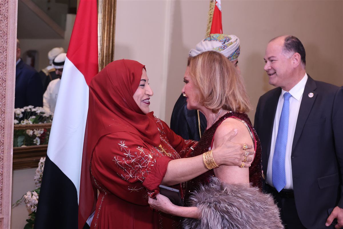 نجوم الفن والمشاهير يحتفلون بالعيد الوطني الـ 54 لسلطنة عمان في القاهرة