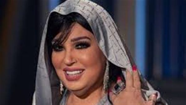 فيفي عبده تثير الجدل عبر موقع انستجرام