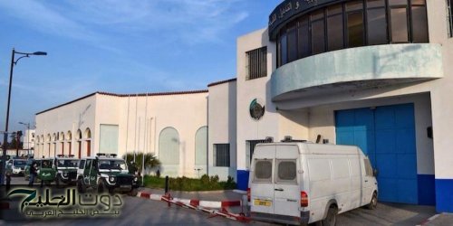 رصيف الصحافة: الجزائر تحتجز عشرات المغاربة في ظروف قاسية