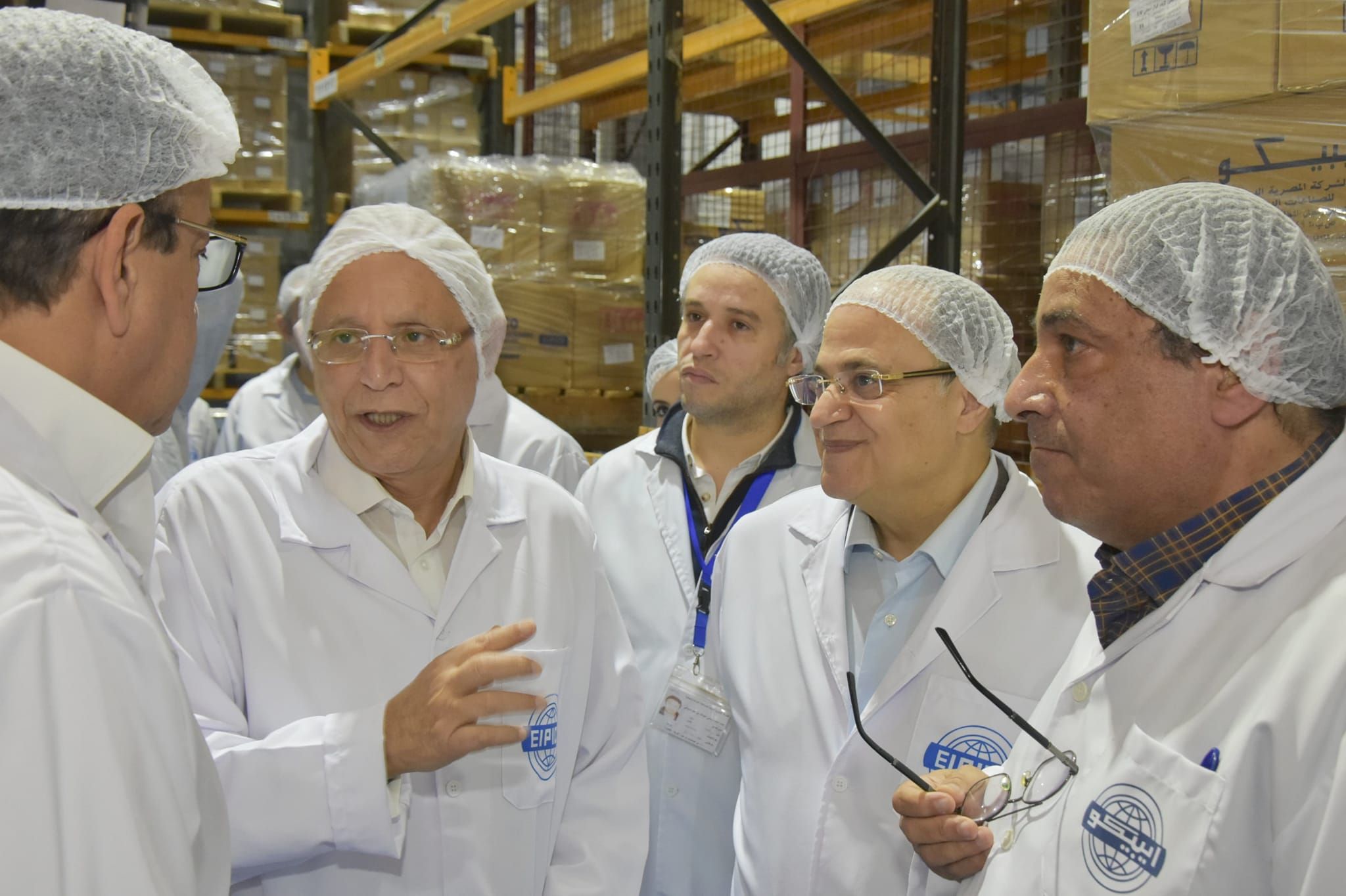 رئيس هيئة الدواء المصرية يشارك في جولة تفقدية بمصانع إيبيكو…