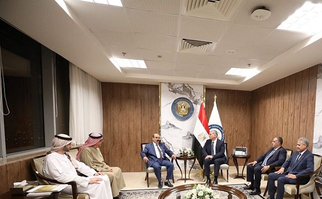 وزير البترول يبحث مع دراجون أويل الإماراتية خطتها لحفر…