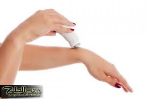 وفري فلوس الليزر واستخدمي النشا لإزالة شعر الاجزاء الانثوية بجسمك بدون الم وإزالة أي سواد موجود في بشرتك!!