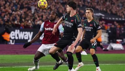 آرسنال إلى وصافة الدوري الإنجليزي