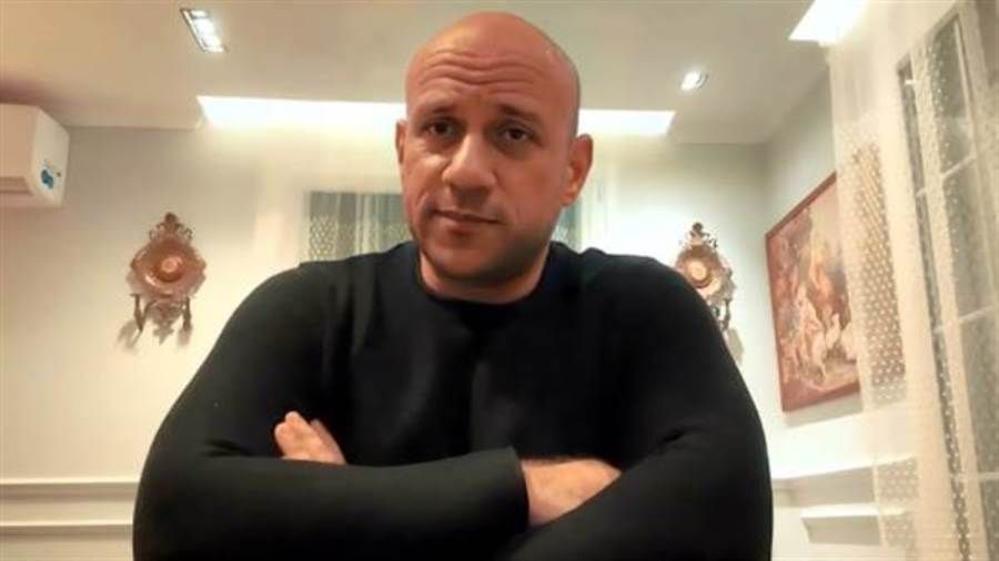 أحمد مكي يبحث عن أطفال لمسلسله الجديد "الغاوي" أعلن المنتج محمد العدل عن بحثه عن أطفال أولاد في سن 7 و8 سنوات من أجل المشاركة في مسلسل الغاوي المقرر أن يش إقرأ المزيد