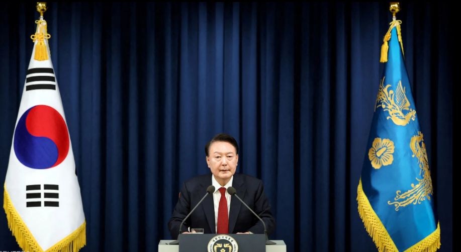 رئيس كوريا الجنوبية يعلن الأحكام العرفية بالبلاد