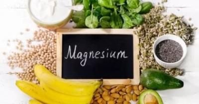 أخبار اليمن : 10 أطعمة غنية بالمغنيسيوم تساعد على النوم وتحارب القلق