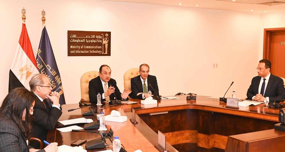 وزيرا قطاع الأعمال والاتصالات يتفقان على وضع جدول زمني…