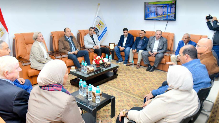 وزيرا قطاع الأعمال والبيئة يبحثان تنفيذ مزيدا من المشروعات…