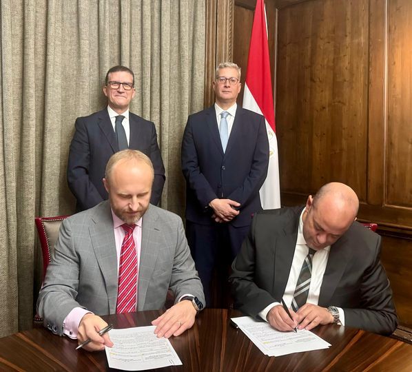 وزير البترول يبحث مستجدات أعمال آتون ريسورسز الكندية في…