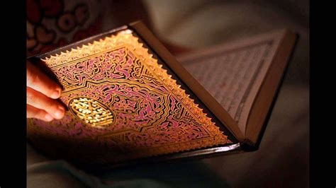 تفسير إهداء المصحف في المنام وحلم هدية المصحف
