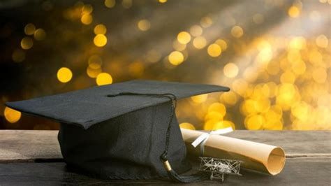 تفسير التخرج في الحلم حلمت تخرجت في المنام