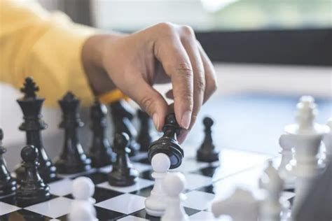 الشطرنج في المنام وتفسير حلم لعب الشطرنج بالتفصيل