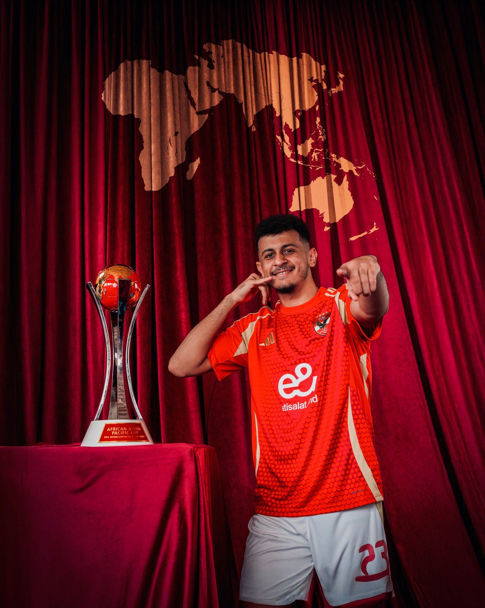 حساب الأهلى يحتفل بأبطال نصف العالم ويؤكد: مستعدون لاستكمال الرحلة فى كأس إنتركونتيننتال